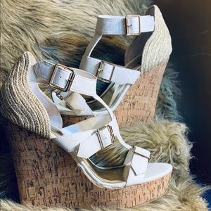 Shi goddess wedges